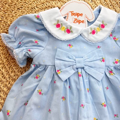 Vestido Azul Floridinho com gola bordada